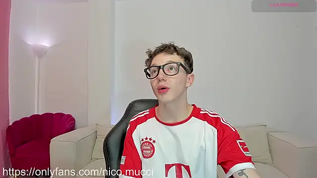 niico 18 online show from December 30, 2:08 pm