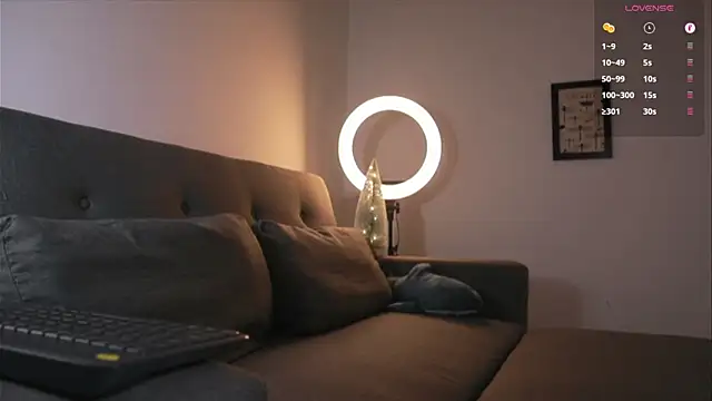 niico 18 online show from November 14, 1:10 pm