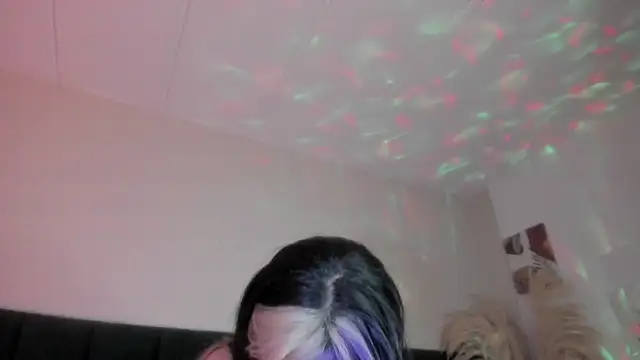 Snapshot of party-naugthysex chatting on December 10, 12:28 am party-naugthysex online show from December 10, 12:28 am