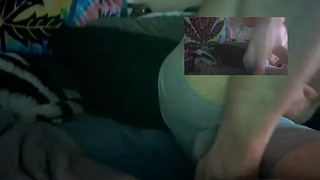 Snapshot of jaxx12369 chatting on February 11, 6:01 pm jaxx12369 online show from February 11, 6:01 pm