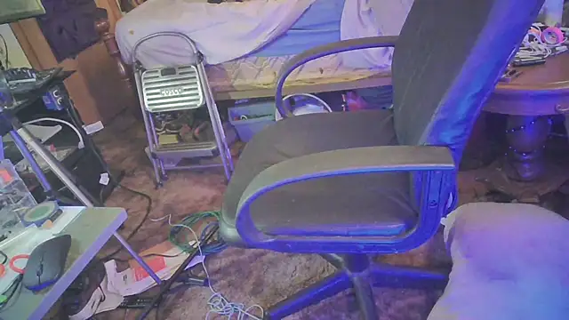 Snapshot of jaxx12369 chatting on February 24, 1:10 pm jaxx12369 online show from February 24, 1:10 pm