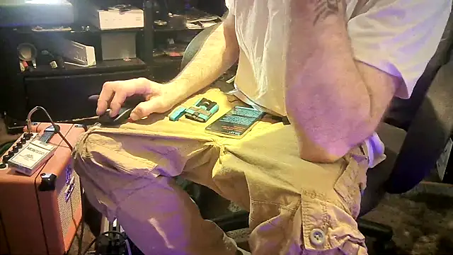 Snapshot of jaxx12369 chatting on February 25, 8:41 pm jaxx12369 online show from February 25, 8:41 pm