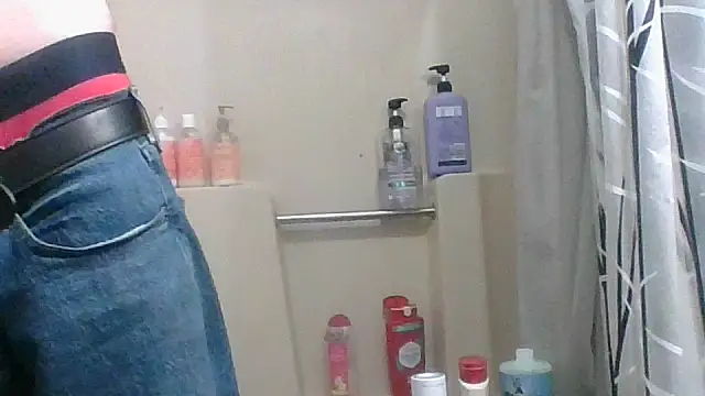 Snapshot of jaxx12369 chatting on November 21, 2:43 am jaxx12369 online show from November 21, 2:43 am