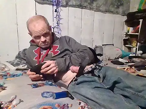 Snapshot of jaxx12369 chatting on December 2, 5:13 am jaxx12369 online show from December 2, 5:13 am