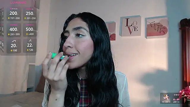 madisex s online show from March 6, 11:47 am