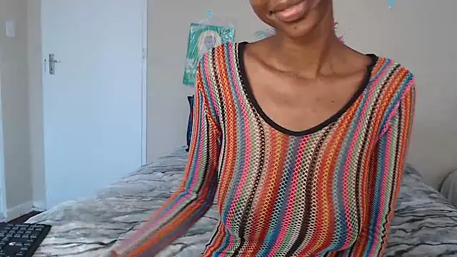 Snapshot of Blacktittiex02 chatting on November 9, 3:32 pm Blacktittiex02 online show from November 9, 3:32 pm