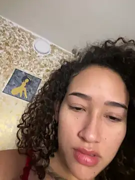 Snapshot of lauren_daviss chatting on April 30, 6:25 pm lauren daviss online show from April 30, 6:25 pm