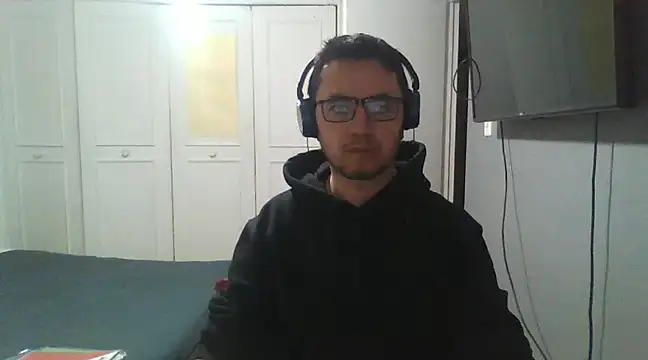 Snapshot of Diptongo chatting on December 24, 4:00 am Diptongo online show from December 24, 4:00 am