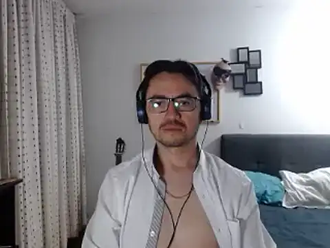 Snapshot of Diptongo chatting on March 23, 12:04 am Diptongo online show from March 23, 12:04 am