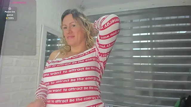 charlotte  G online show from February 18, 12:17 pm