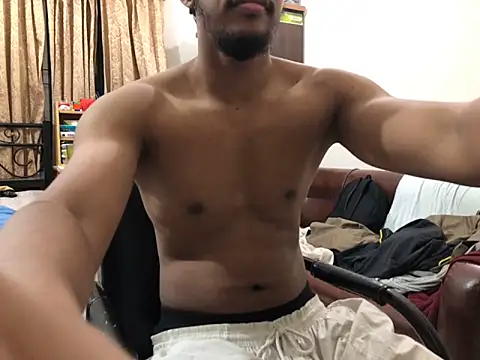 Snapshot of Zeuhorny chatting on October 19, 9:15 pm Zeuhorny online show from October 19, 9:15 pm