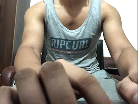 Snapshot of Zeuhorny chatting on November 27, 9:50 pm Zeuhorny online show from November 27, 9:50 pm