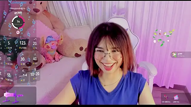Snapshot of Lovely_celestte chatting on May 5, 1:46 am Lovely celestte online show from May 5, 1:46 am