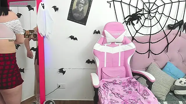 Snapshot of Katalina_novoa chatting on November 1, 2:46 am Katalina novoa online show from November 1, 2:46 am