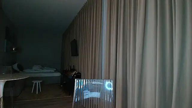 shayblonde online show from February 5, 6:23 pm