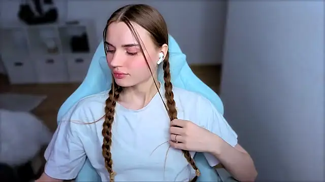 StellaLawless online show from October 24, 3:41 pm