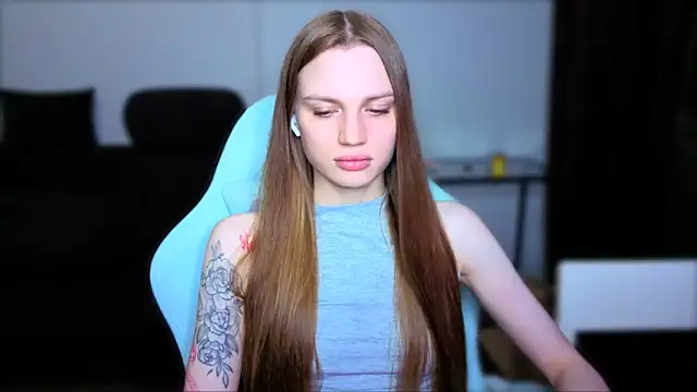 StellaLawless online show from April 21, 6:44 pm