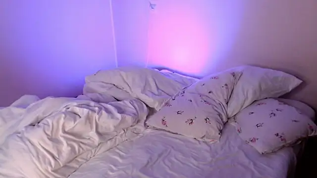 KatieMelone online show from September 30, 2:27 am