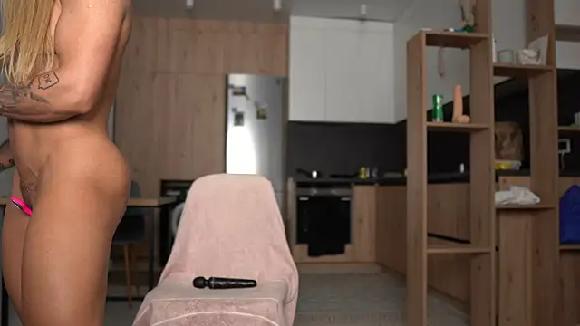 Snapshot of Nikita_Karma chatting on October 13, 3:45 pm Nikita Karma online show from October 13, 3:45 pm