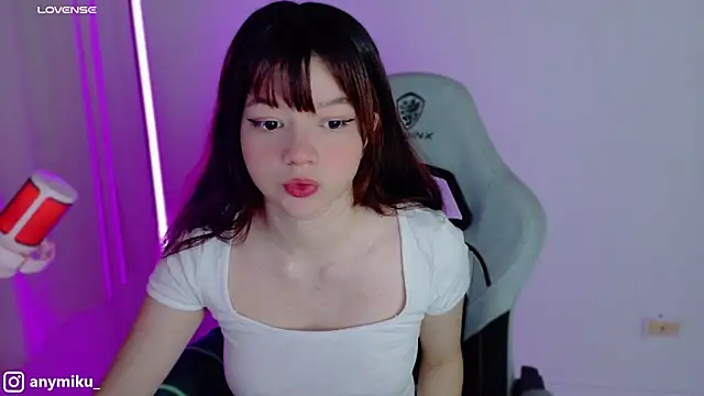 stephybrown online show from December 22, 11:31 pm