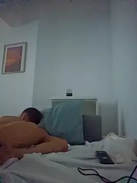 Snapshot of denisxlRo chatting on January 20, 9:13 am denisxlRo online show from January 20, 9:13 am