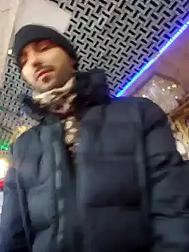 Snapshot of denisxlRo chatting on February 10, 1:01 pm denisxlRo online show from February 10, 1:01 pm