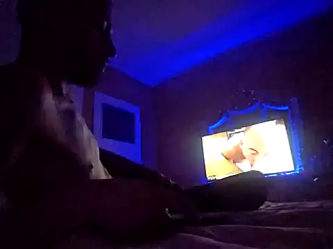 Snapshot of denisxlRo chatting on March 13, 11:59 pm denisxlRo online show from March 13, 11:59 pm