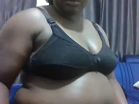 Snapshot of vilah chatting on May 2, 7:19 pm vilah online show from May 2, 7:19 pm