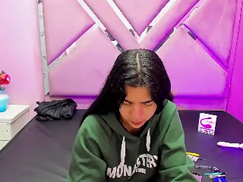 IsisRouse online show from March 7, 2:46 am