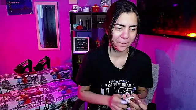 IsisRouse online show from November 29, 3:31 am