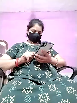 Snapshot of Ruksar-Pathan chatting on February 5, 2:05 pm Ruksar-Pathan online show from February 5, 2:05 pm