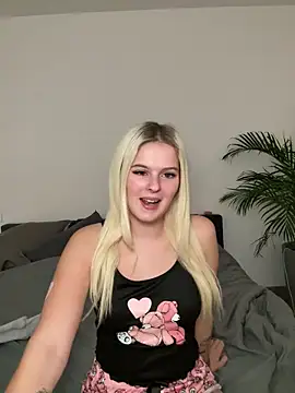 Allylove03 online show from December 20, 9:28 pm