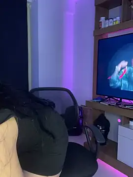 Snapshot of Julieta-sett chatting on January 27, 7:56 am Julieta-sett online show from January 27, 7:56 am