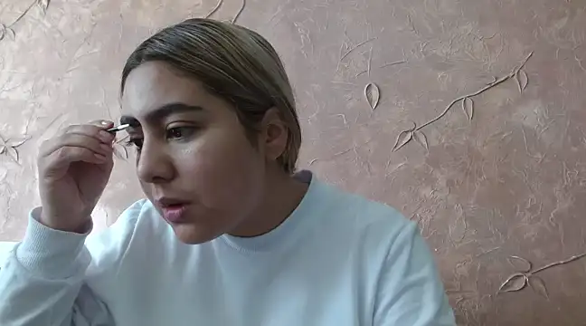 Snapshot of Miabonnett_ chatting on January 29, 12:45 pm Miabonnett online show from January 29, 12:45 pm