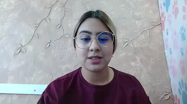 Snapshot of Miabonnett_ chatting on February 28, 3:15 pm Miabonnett online show from February 28, 3:15 pm