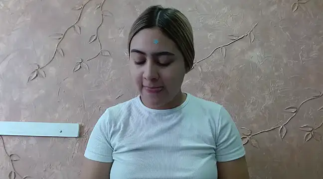 Snapshot of Miabonnett_ chatting on March 6, 12:09 pm Miabonnett online show from March 6, 12:09 pm