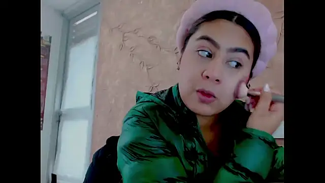 Snapshot of Miabonnett_ chatting on September 30, 12:10 pm Miabonnett online show from September 30, 12:10 pm