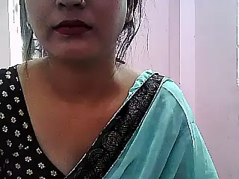 Snapshot of Model-Tanya chatting on February 4, 7:51 am Model-Tanya online show from February 4, 7:51 am