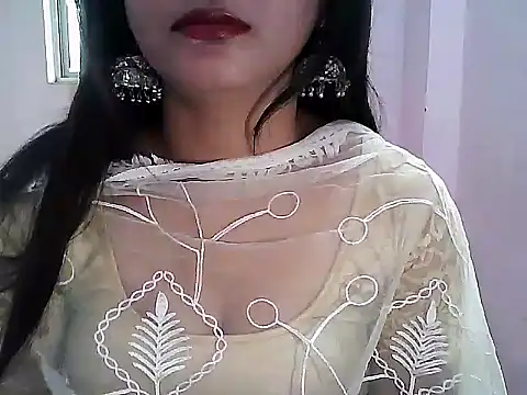 Snapshot of Model-Tanya chatting on February 6, 9:53 am Model-Tanya online show from February 6, 9:53 am