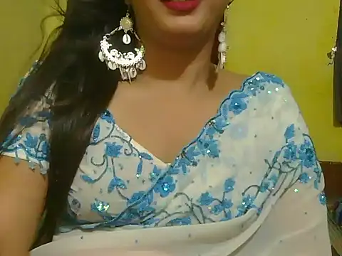 Snapshot of Model-Tanya chatting on February 11, 12:05 pm Model-Tanya online show from February 11, 12:05 pm