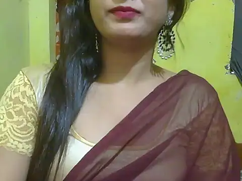 Snapshot of Model-Tanya chatting on February 12, 10:35 am Model-Tanya online show from February 12, 10:35 am