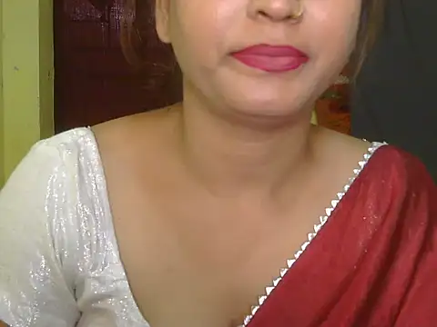 Snapshot of Model-Tanya chatting on March 18, 8:47 am Model-Tanya online show from March 18, 8:47 am