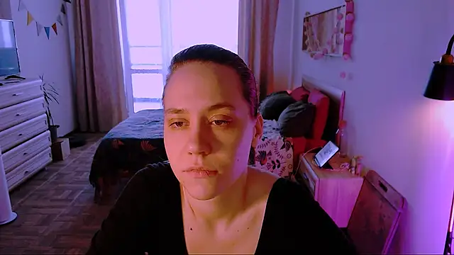 Malinax online show from February 13, 6:42 am