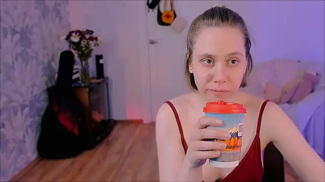 Malinax online show from April 15, 1:51 pm