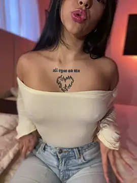 eva elifee online show from October 28, 10:23 pm