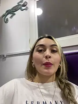 emma oxford online show from December 17, 2:33 am