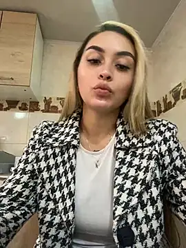 emma oxford online show from February 27, 8:09 pm