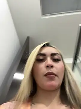 emma oxford online show from April 8, 11:59 pm