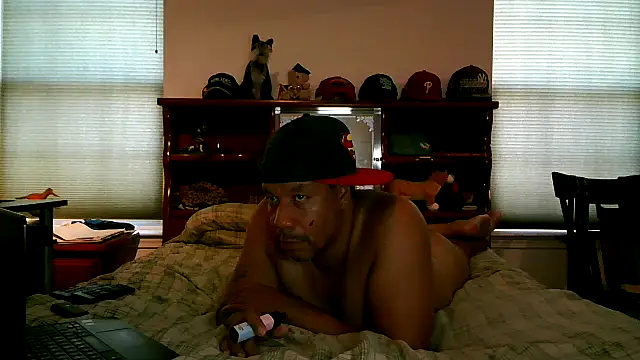 pimpdaddy4ever online show from September 14, 8:19 pm