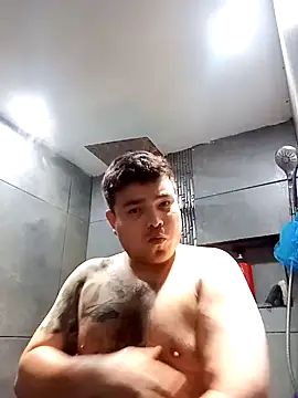 Snapshot of DirtyRcride chatting on December 4, 10:41 pm DirtyRcride online show from December 4, 10:41 pm